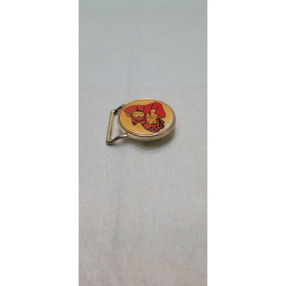 Orphan Annie 1981 Columbia Pictures LEE NYC Circle KIDS Belt Buckle Strap 1.25" - Picture 3 of 4